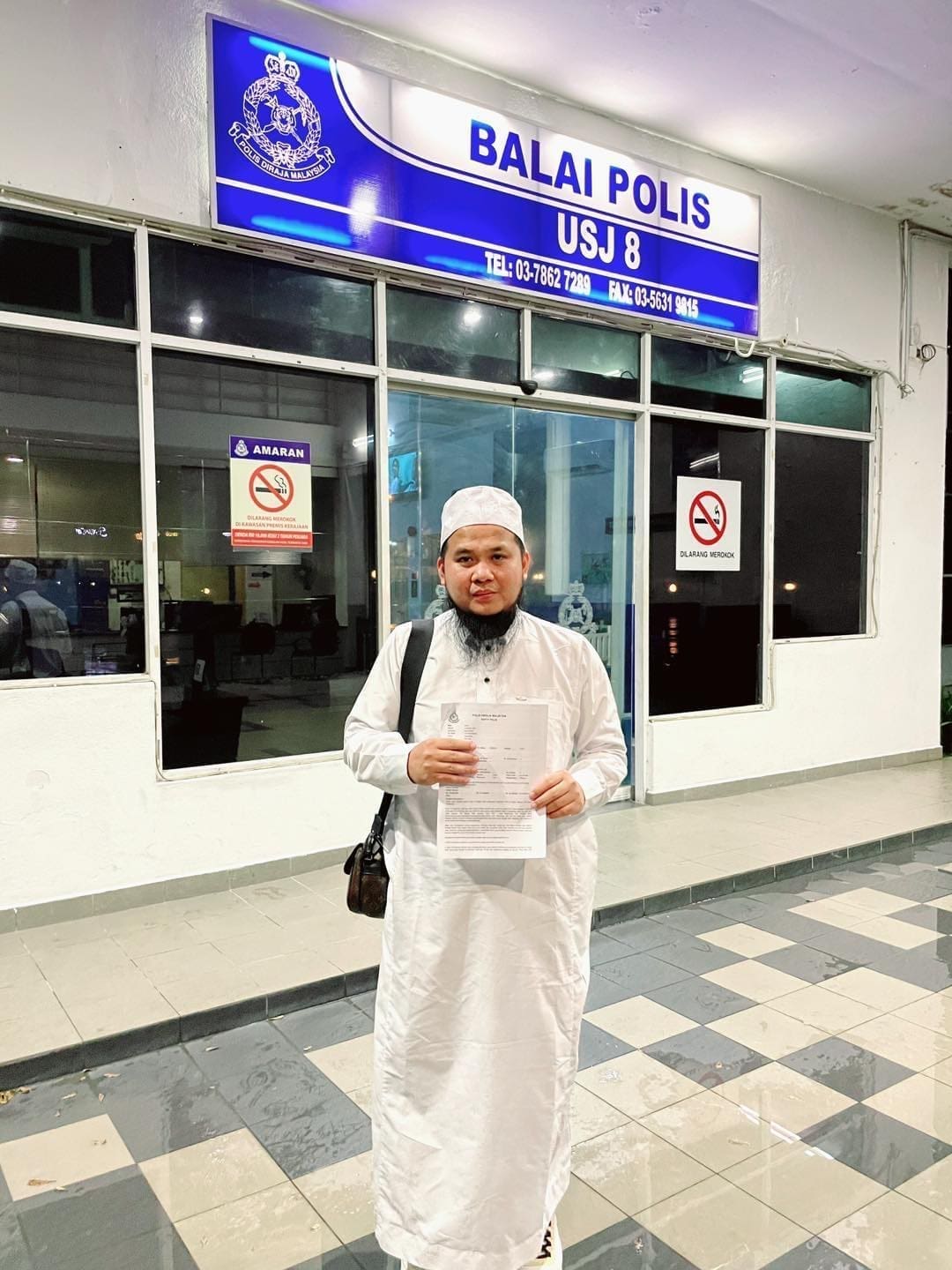 Ebit Lew At USJ 8 Police Station