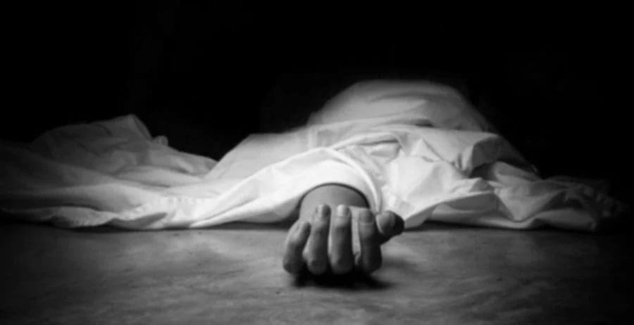 Teen Films Himself Having Sex With 16Yo Girlfriend, Gets Beaten To Death By Her Father | Weirdkaya Beaten