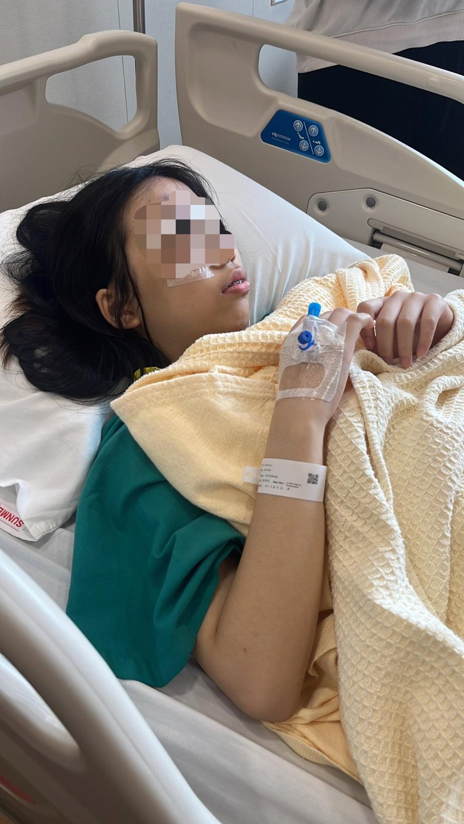 Girl in hospital due to Science experiment