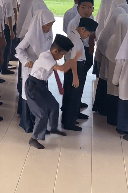 Girl student help flick away a bug Screenshot 2025-01-15 183032 (3) - Copy