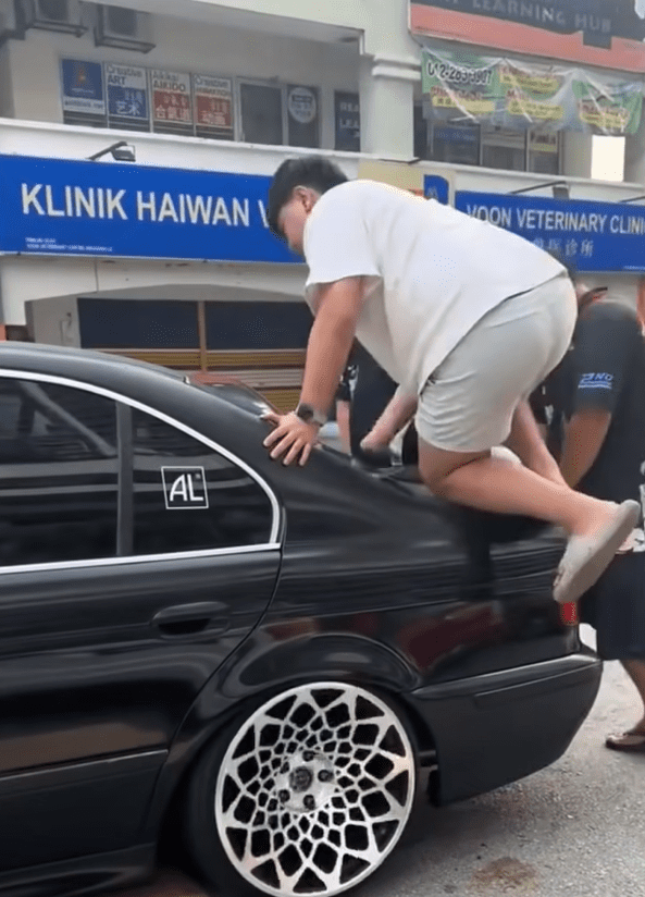 Giving CPR to car