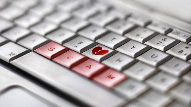 Uob Staff In S'Pore Saves Man From Depositing Rm680,000 Cheque To Dutch Facebook Gf | Weirdkaya Uob staff in s'pore saves man from depositing rm680,000 cheque to dutch facebook gf | weirdkaya