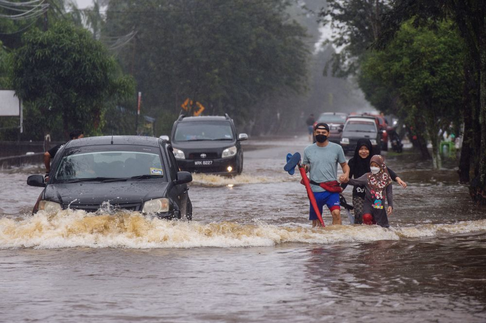 Metmalaysia: more than 10mil m'sians may be affected by monsoon floods