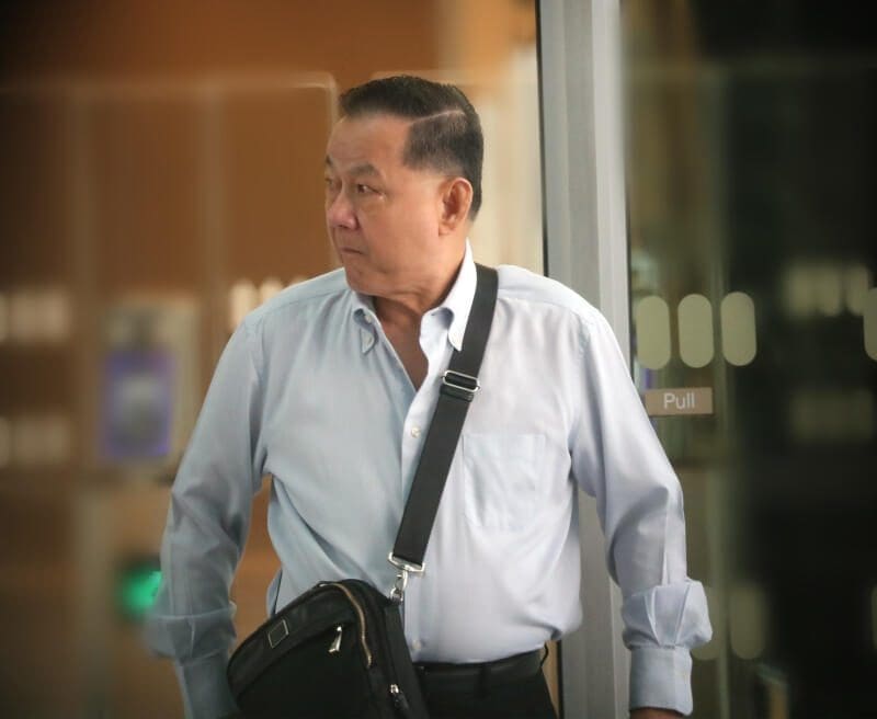 SG Man Books Taxi And Chases After Bus To Scream ‘F*** You’ At Driver Who Didn’t Wait For Him