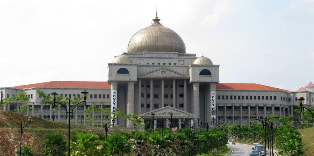 3yo M'sian Girl Receives RM5.6mil In Damages Over Caesarean Birth Which Left Her Paralysed