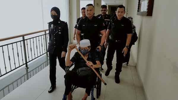 77yo M'sian Father & 21yo Son Charged With Raping Girl When She Was 15
