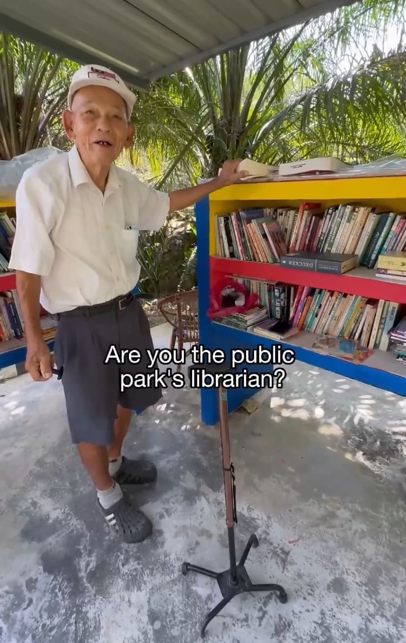 Uncle Lee - Mini Library Taman Wawasan Puchong