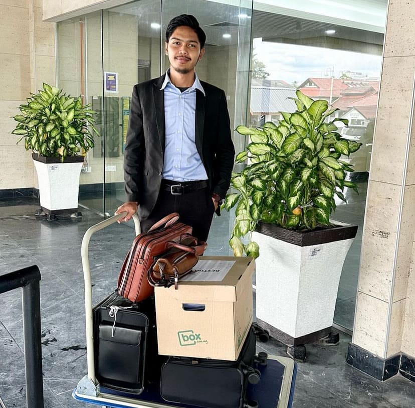 Aidil Akmal Sharidan, a lawyer and harumanis entrepreneur
