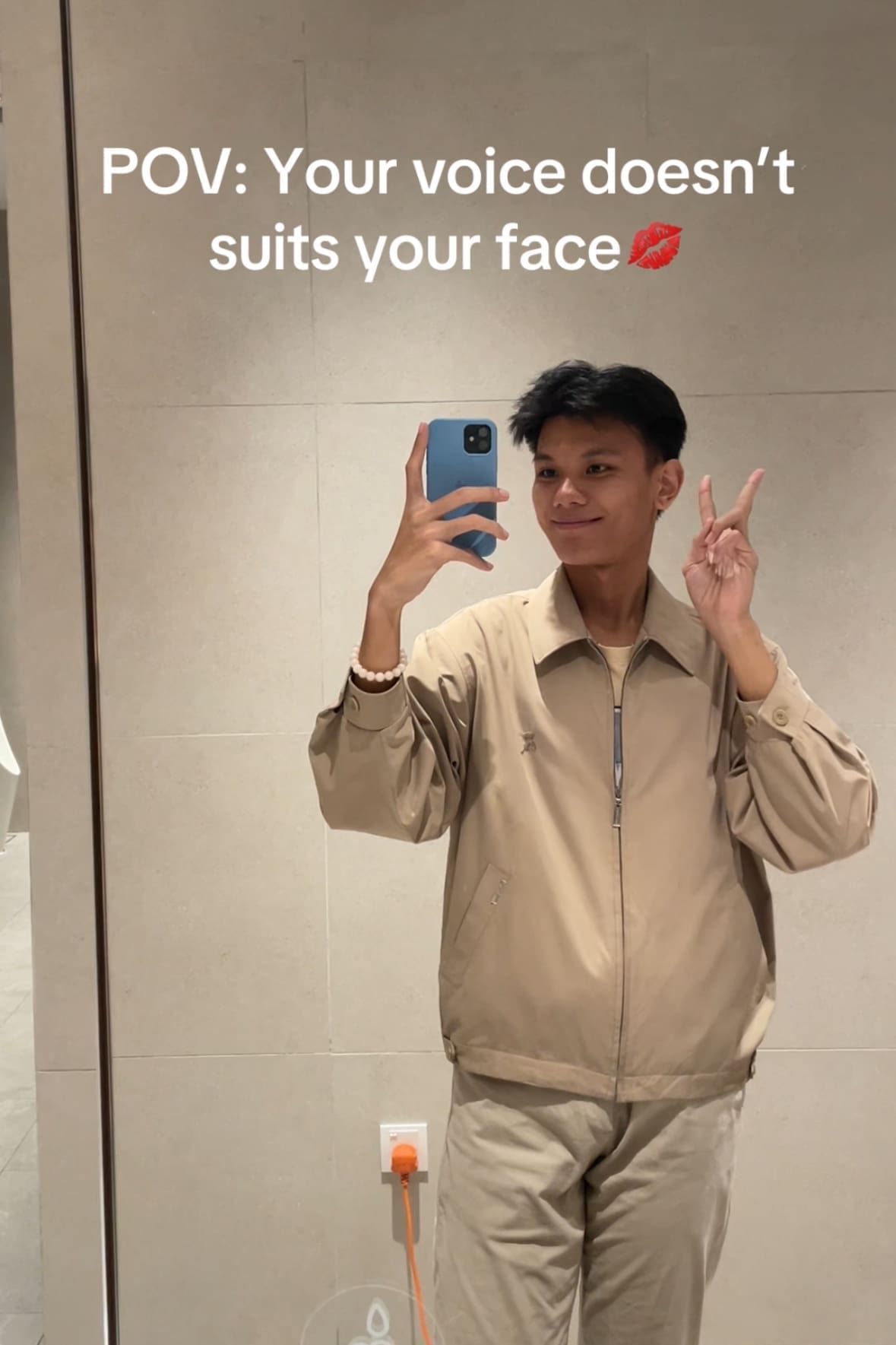 M'sian Man Surprises Crowd With Elvis-Like Voice That Doesn’t Match His Appearance