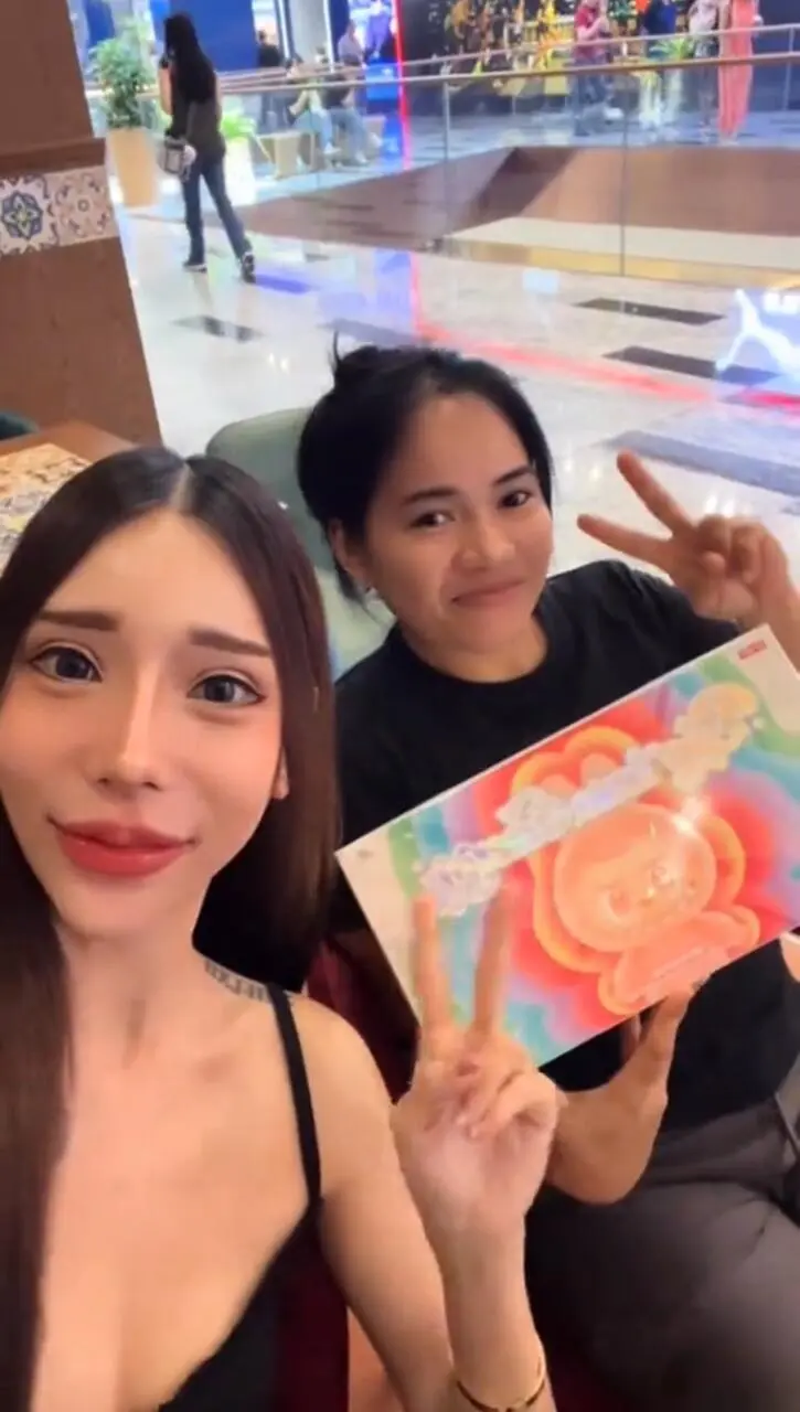 influencer buys labubu for helper 2