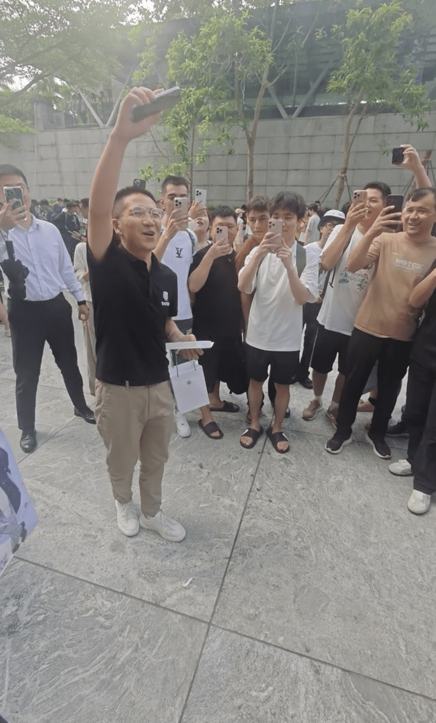 iPhone 17 Drop Test iN china