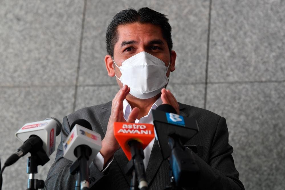 15 Students Fail Spm After Their History Paper Results Were Revoked | Weirdkaya History