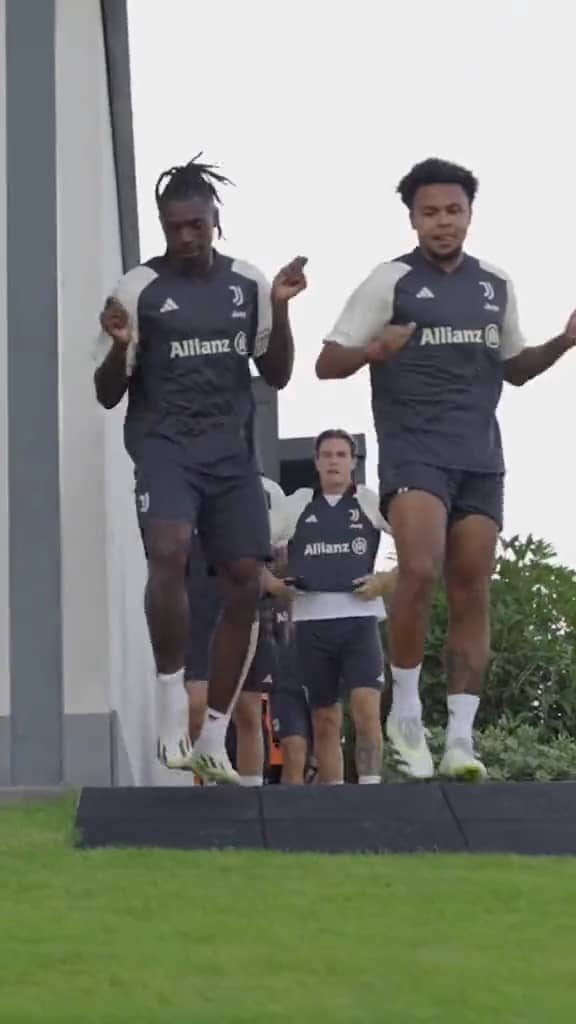 juventus player doing training