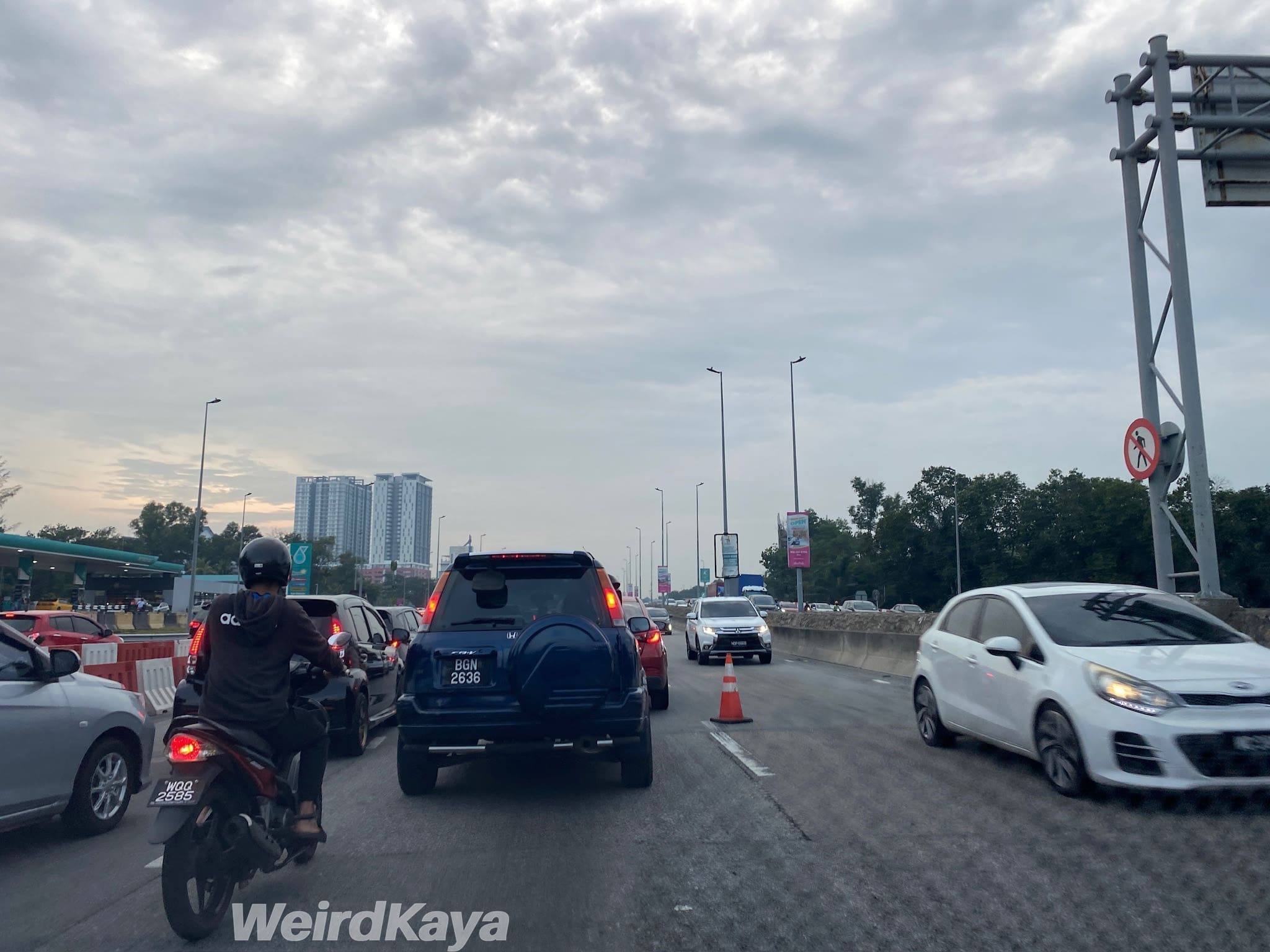 kajang traffic jam alternative lane