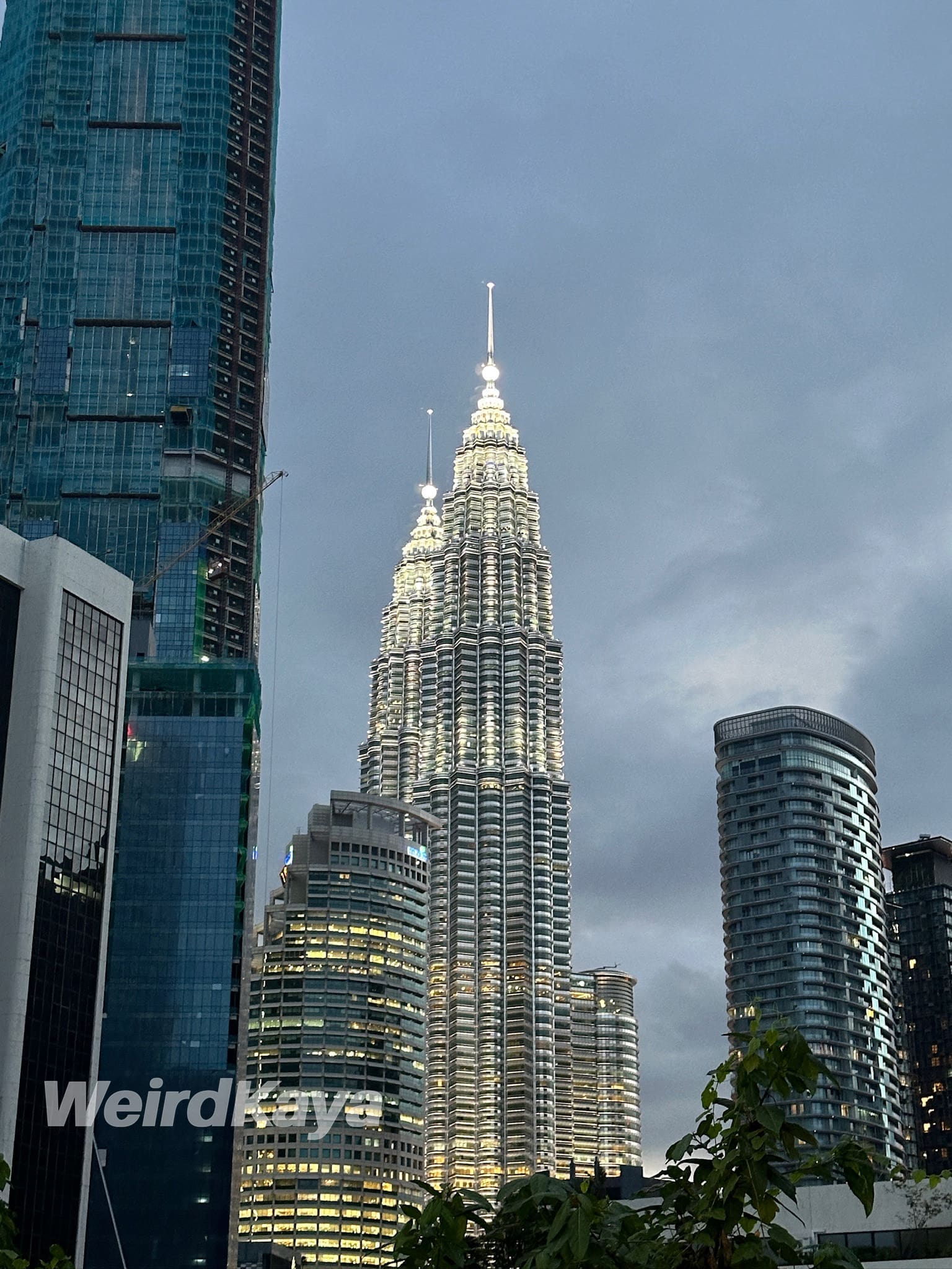KLCC _ Night _ Kuala Lumpur _ Building _ Sideview