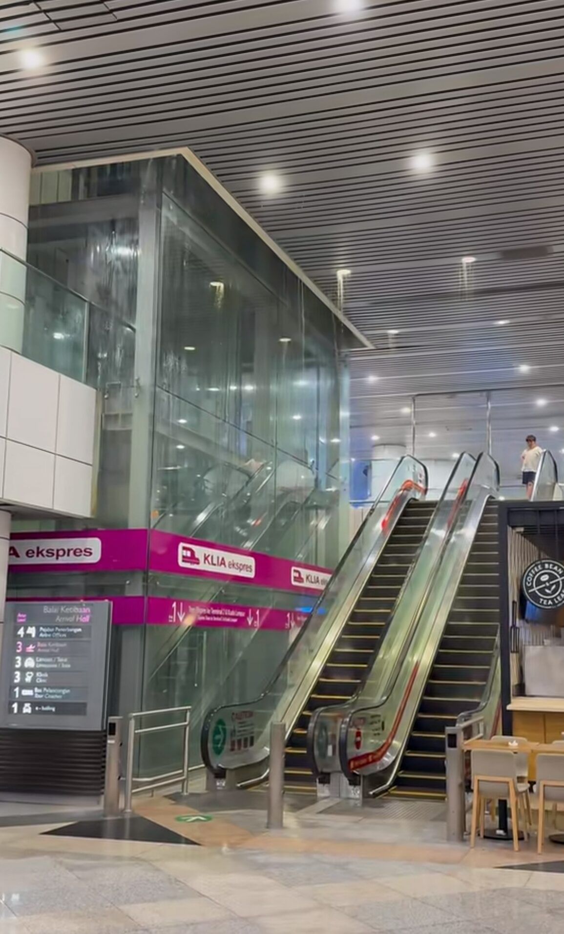 KLIA 1 arrival hall ceiling leakage