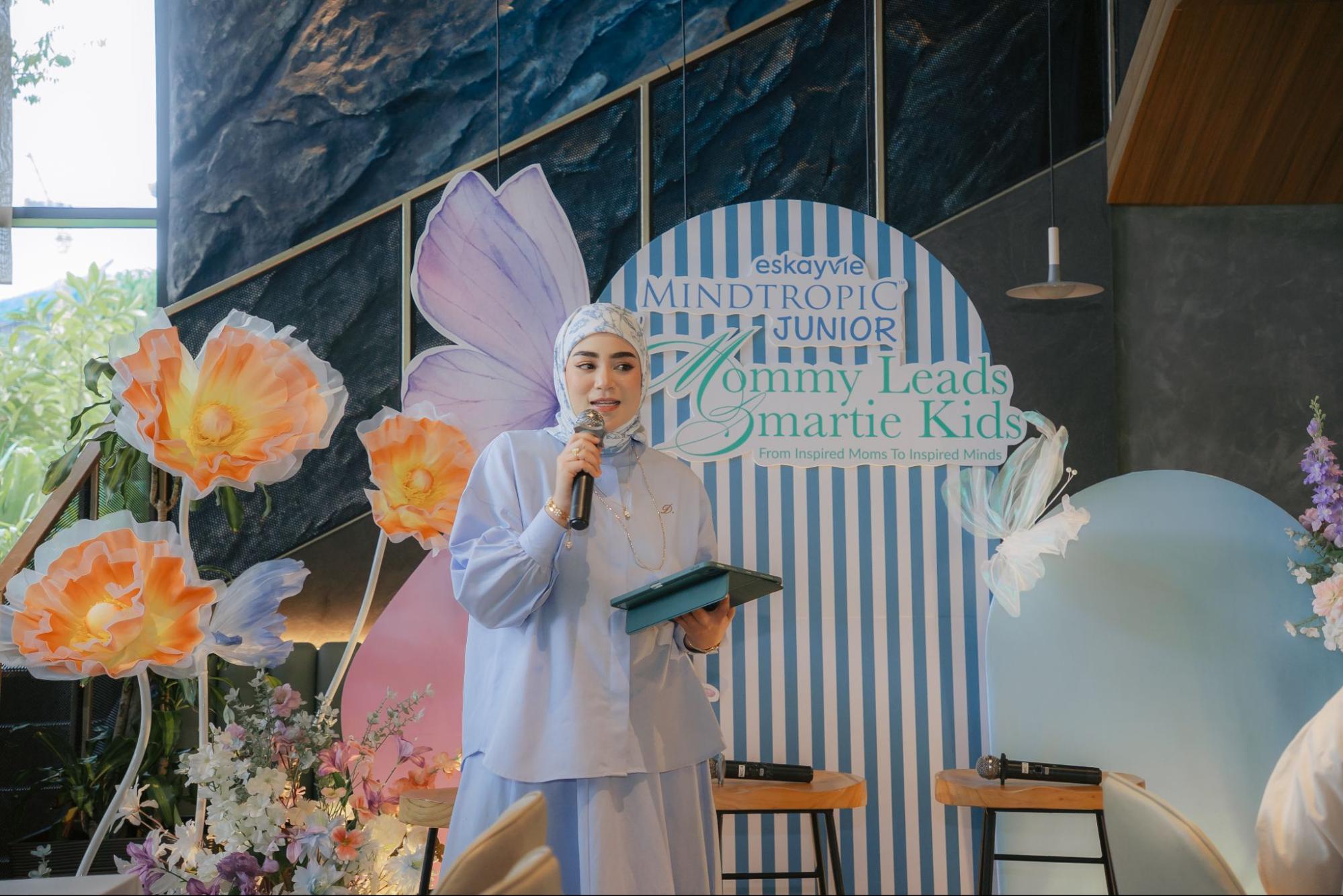 Knowledge, Laughter & Play How Mommy Leads, Smartie Kids Brought Families Together.png