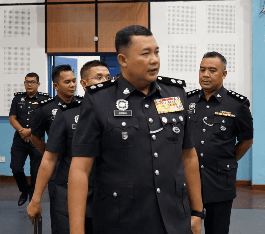 Kuala Langat District Police Chief Superintendent Mohd Akmalrizal Radzi