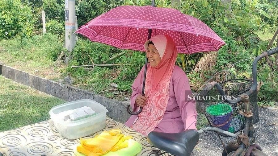 Som Jamilah - kuih vendor