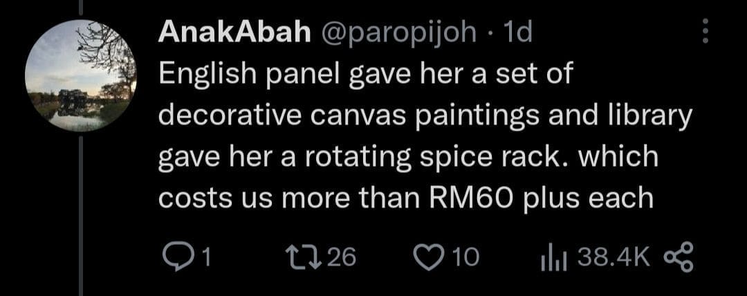 "I Deserve Better" — M'sian Teacher Unhappy With Spice Rack She Got As Retirement Gift