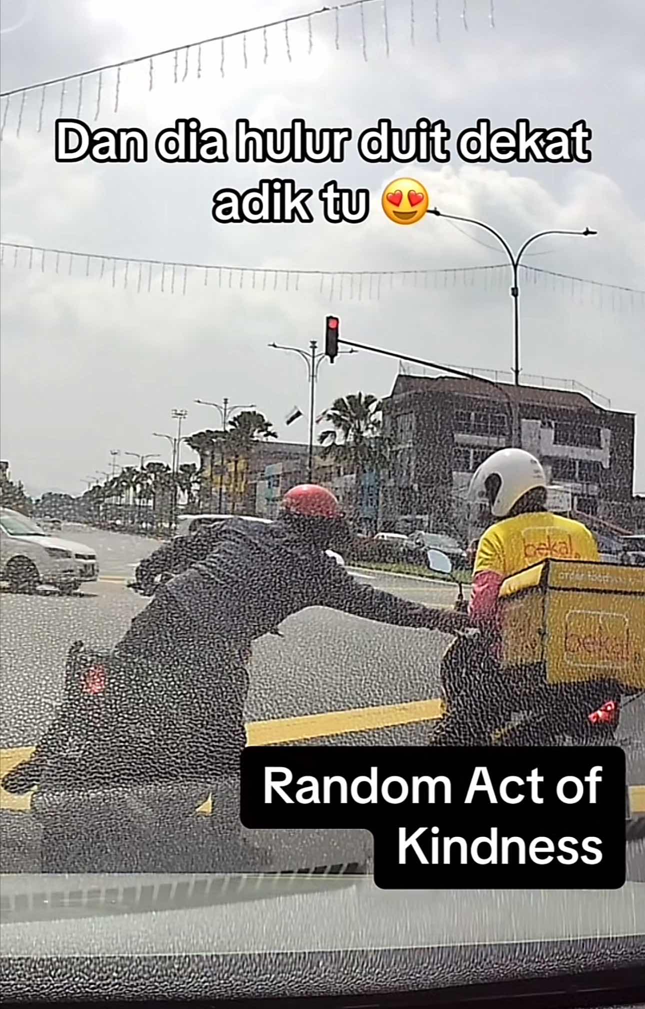 Man offers the money to the rider
