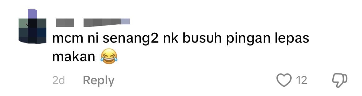 Wedding Feast In Kedah Goes On Despite Guests Being In Waist-Deep Floodwaters comment 3