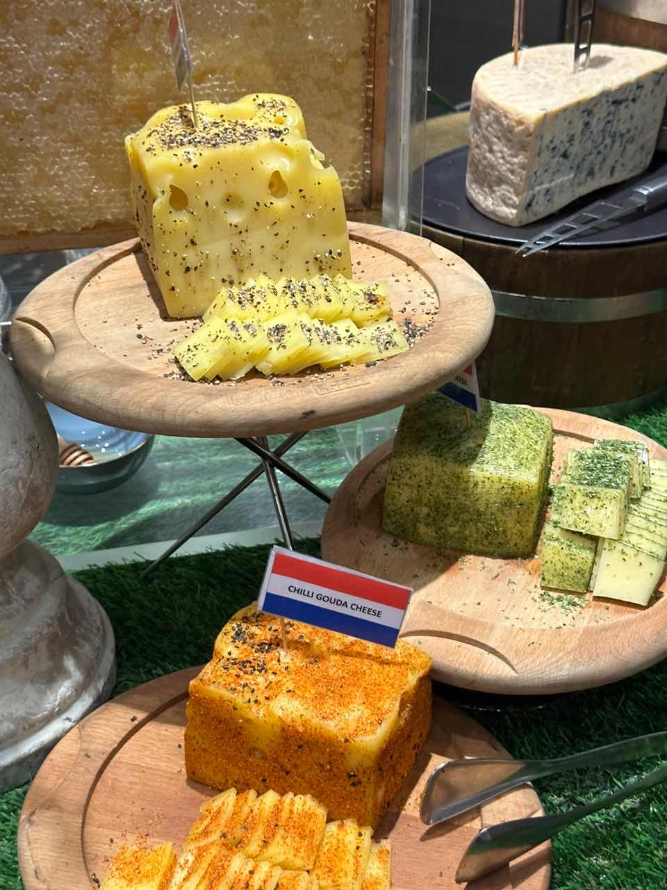 Different types of cheese