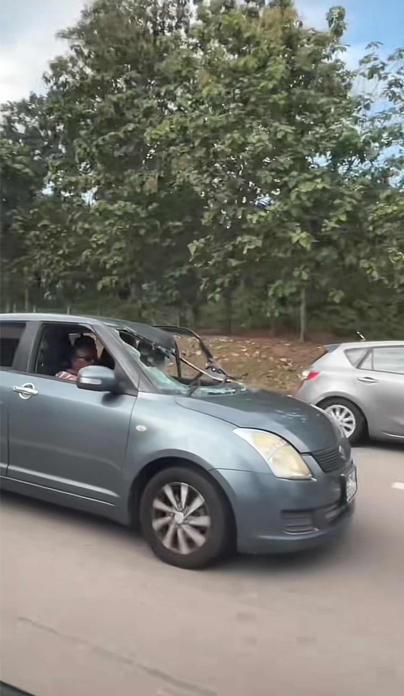 the front windscreen completely destroyed