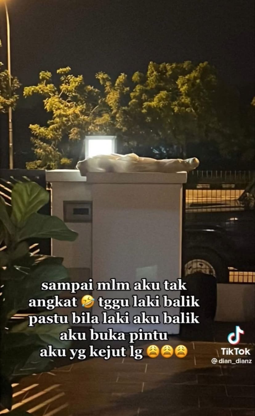 M'sian Woman Shocked To See Her Delivery Packaging Looks Like A Corpse