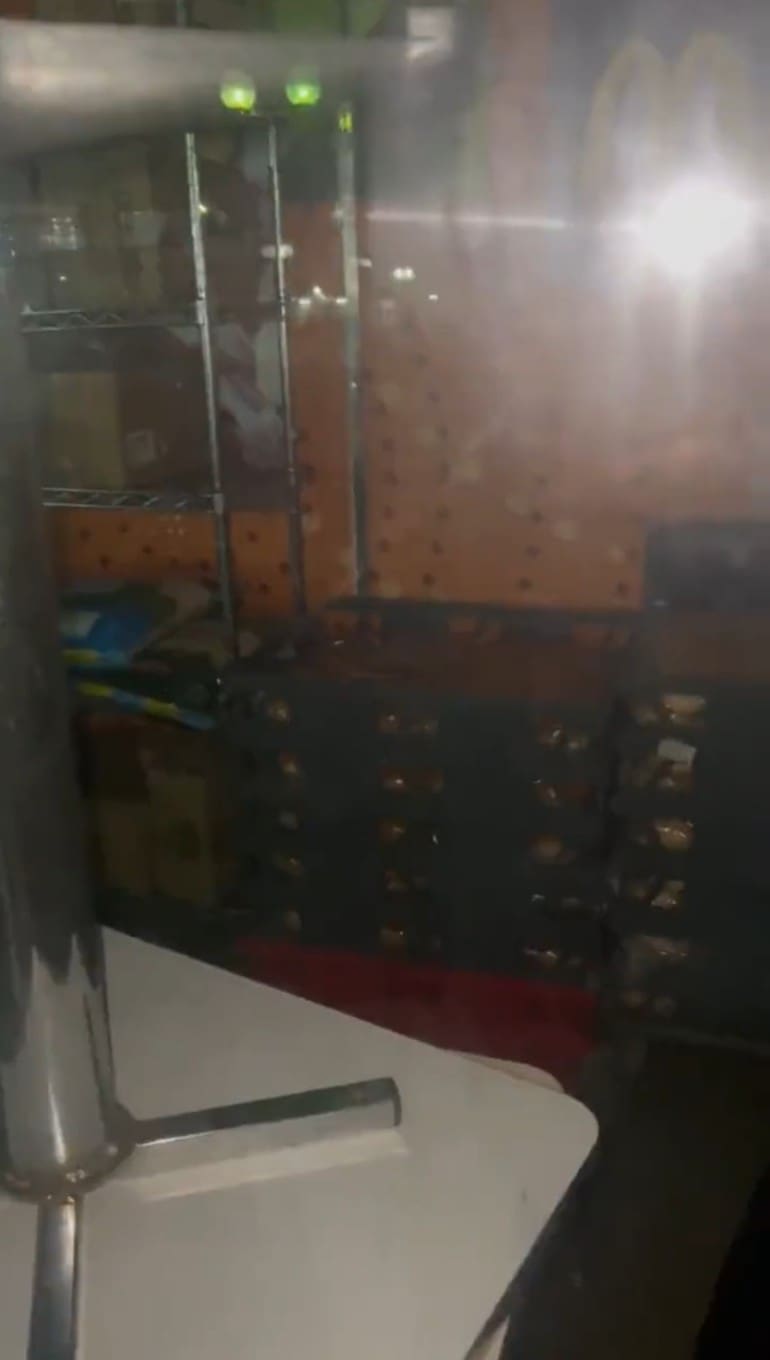 Rat Spotted At AEON Cheras Selatan McDonald's Branch, Netizens Disgusted