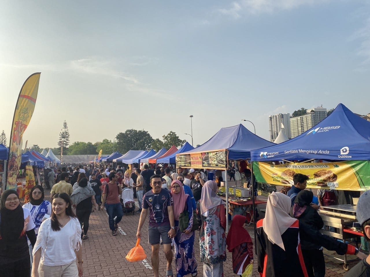 Bazaar Ramadan Stadium Shah Alam