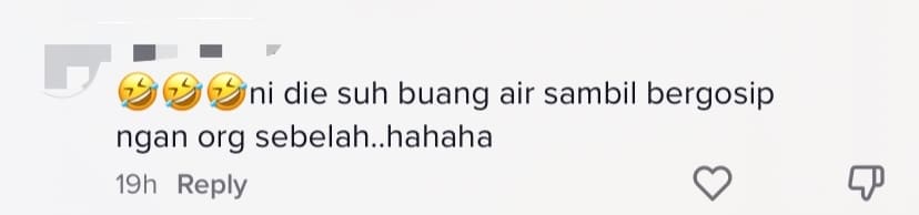"Where's The Partition?" — M'sian Woman Shocked By Terrifying Sight At A Petrol Station