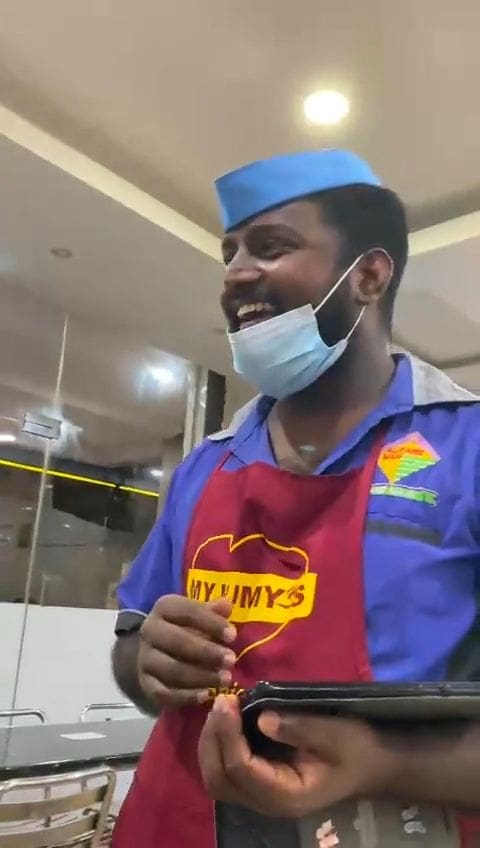 M'sian Family Surprises Their Favorite Mamak Waiter On His Birthday, Draws Tears From Netizens