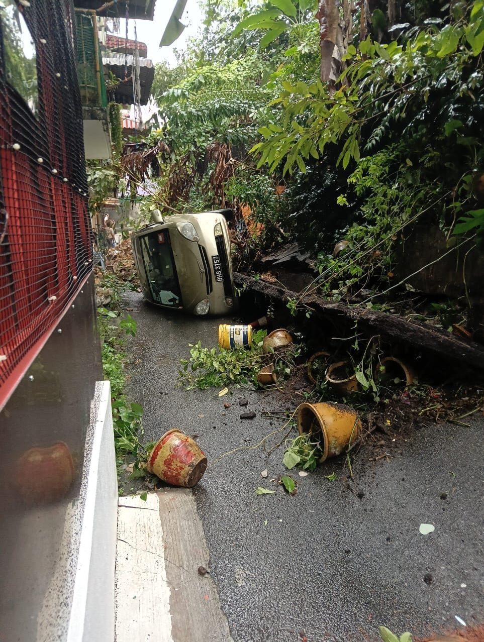 Landslide Teresa Kok Taman United