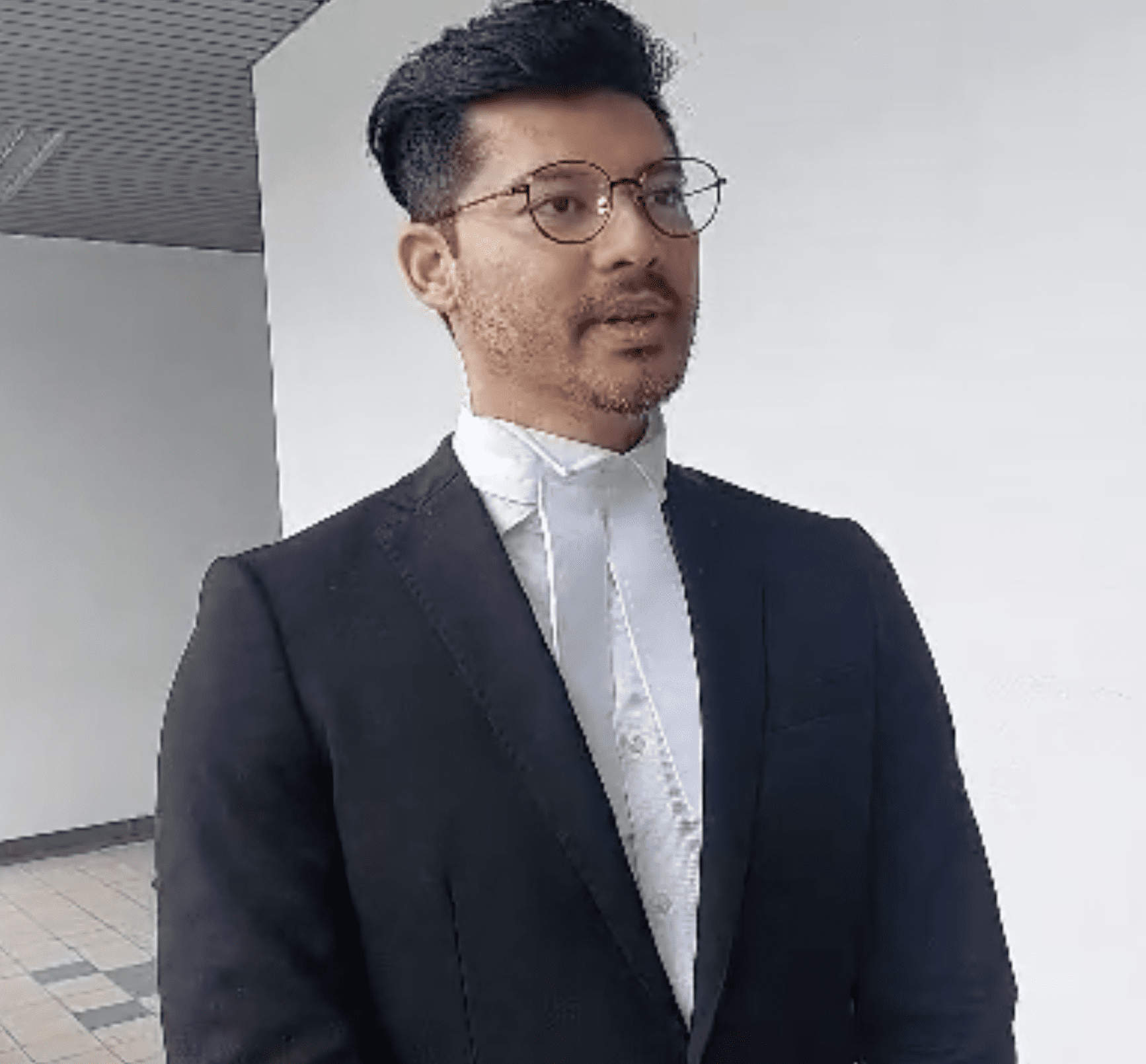 Lawyer of 17yo teen
