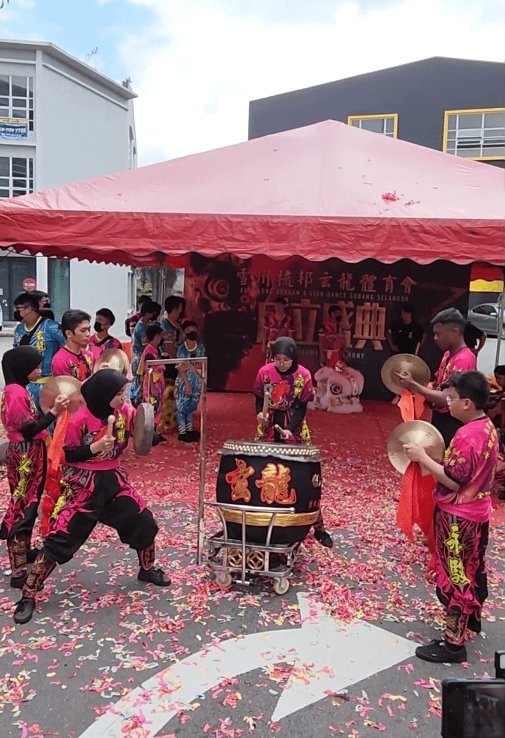 Malaysia Multircultural Lion Dance Troupe 5