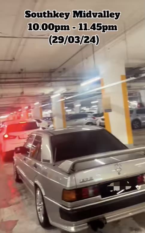 massive jam at southkey midvalley