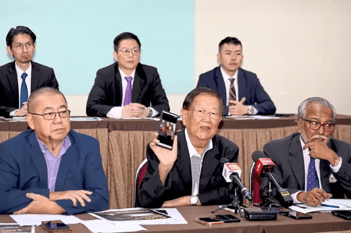 Michael Chong talking about fake law firms