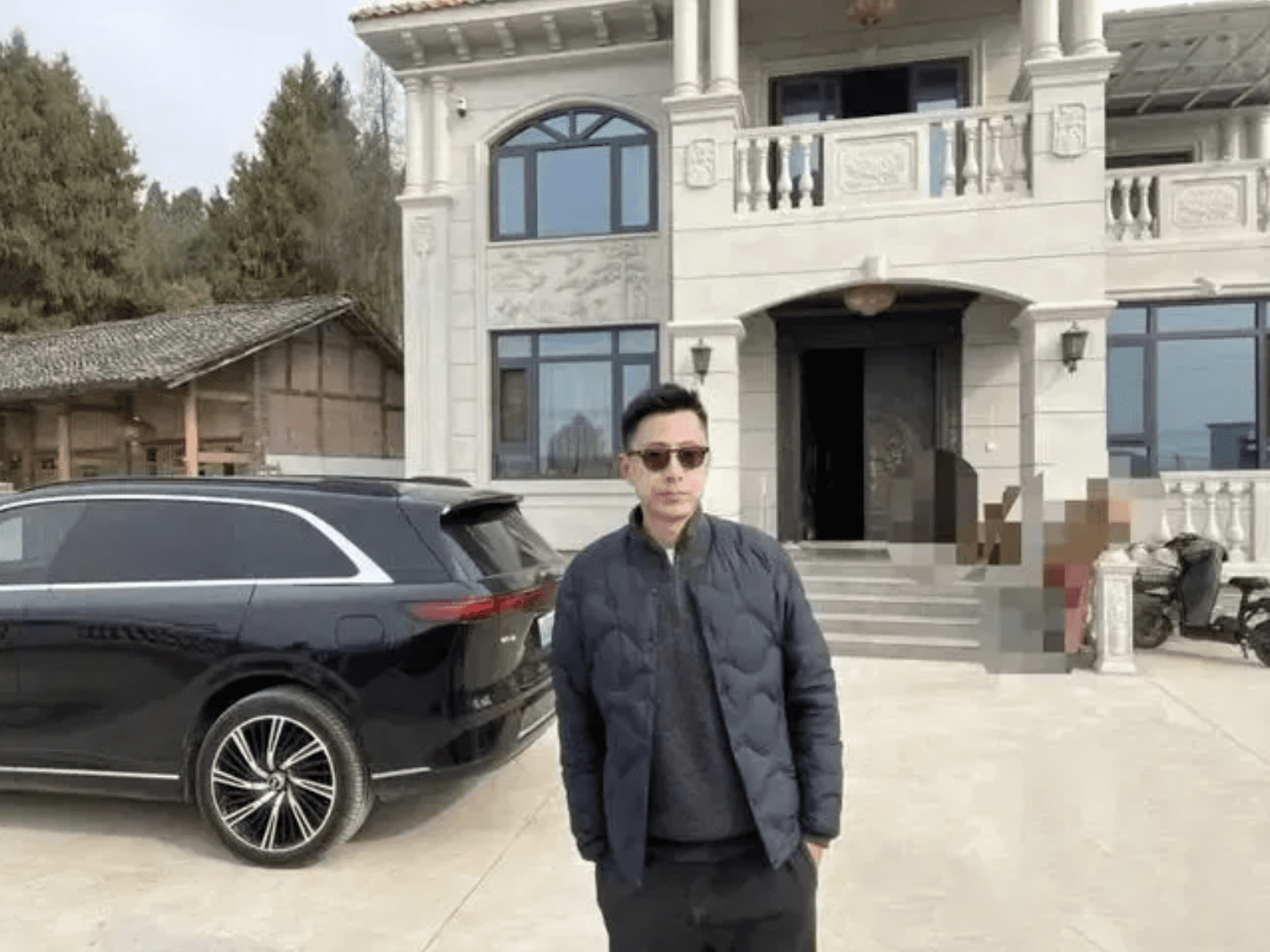 Mr He having his own house and car