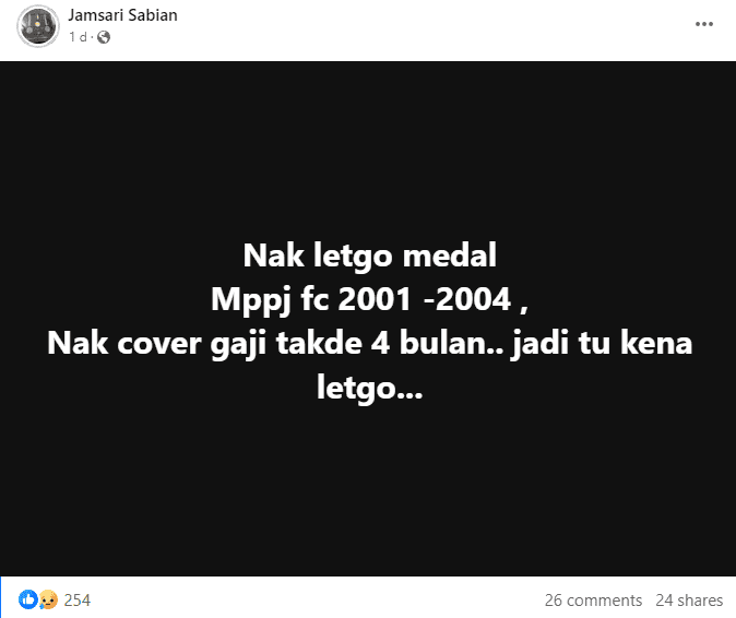 M'sian Football Legend Jamsari Sabian Auctions Medals For RM30K After He Wasn't Paid A Salary For Months