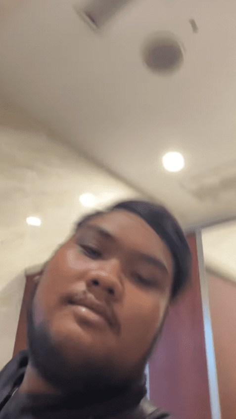 M'sian man dances and flips hair inside toilet