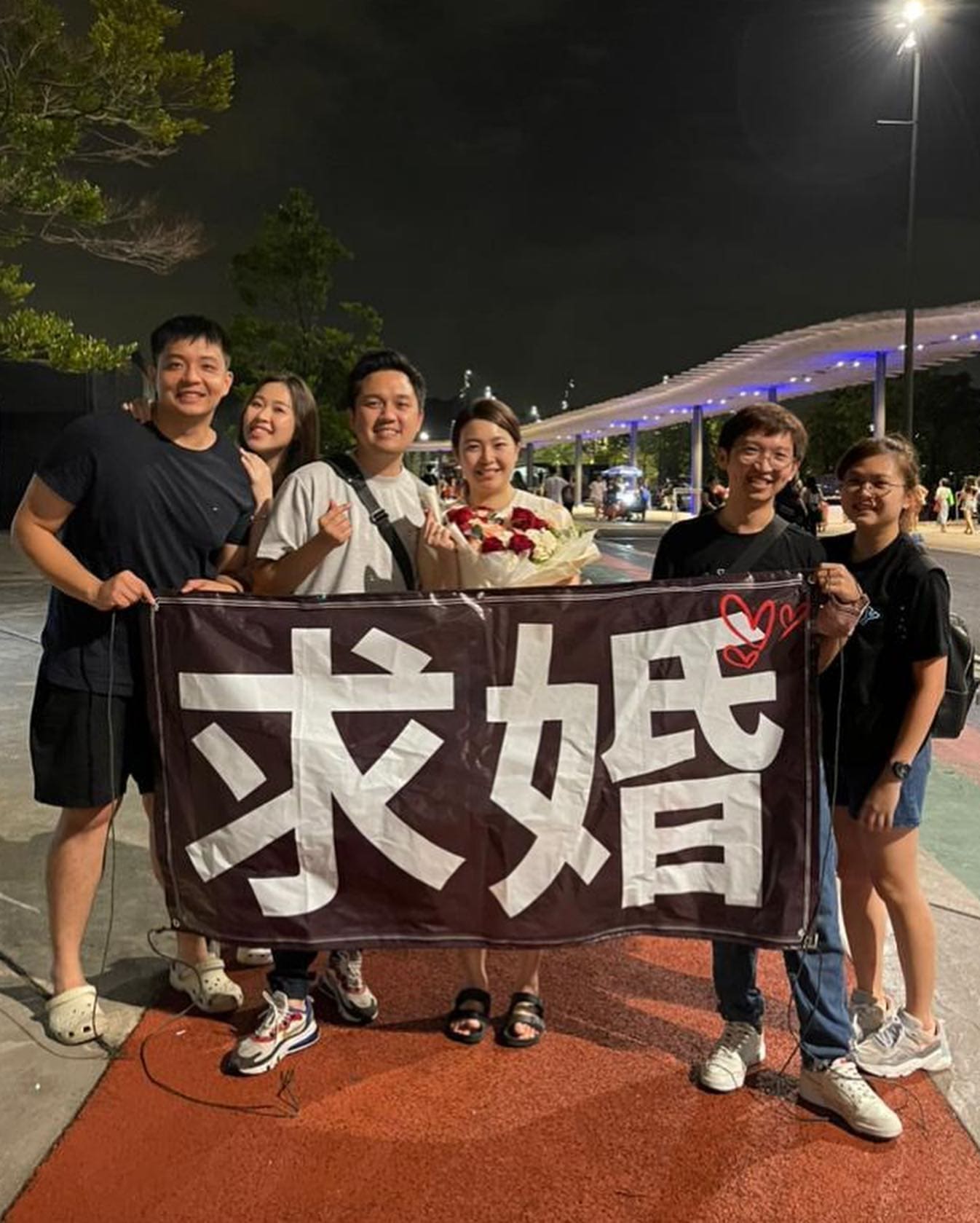 M'sian man proposes at Mayday concert bukit jalil stadium malaysia 03