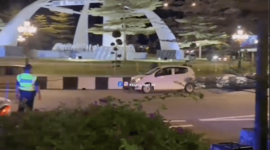 M’sian Man With Schizophrenia Drives Around Roundabout 2