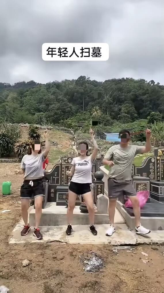 M'sian trio dances on tombstone during Ching Ming