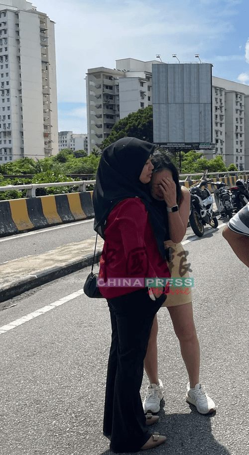 Mum of SPM student killed in accident crying