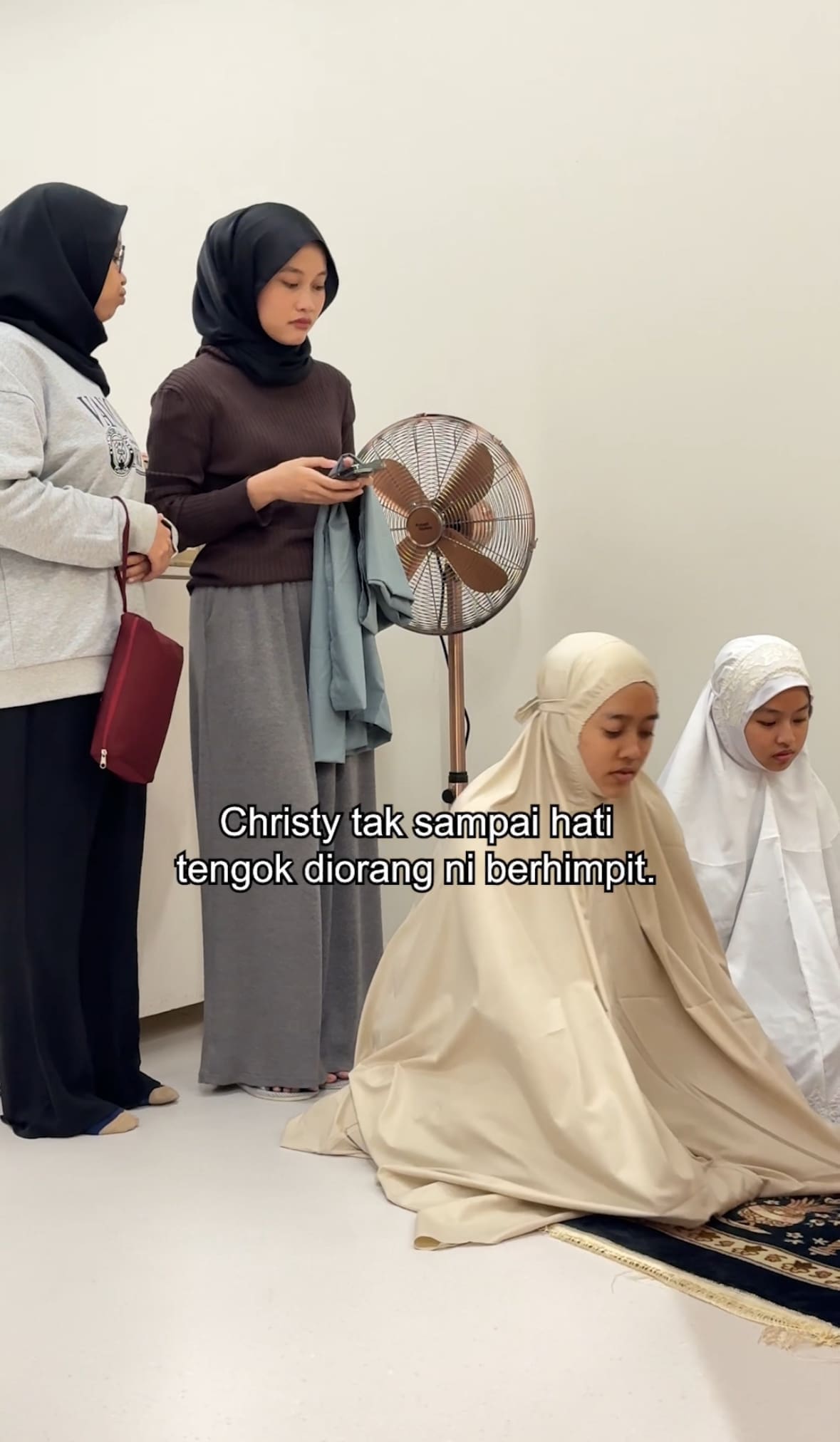 muslim employees at surau