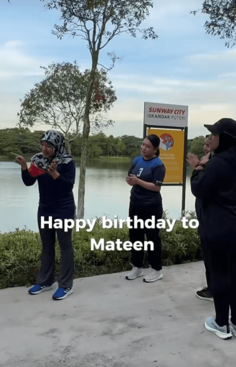 Passersby singing happy birthday to 3yo boy