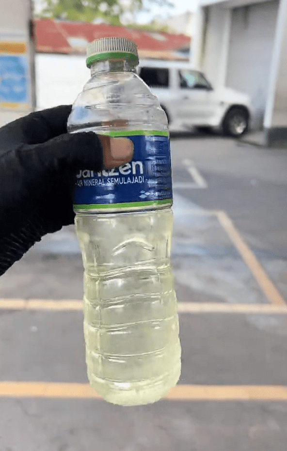 Petrol sounds like lime water