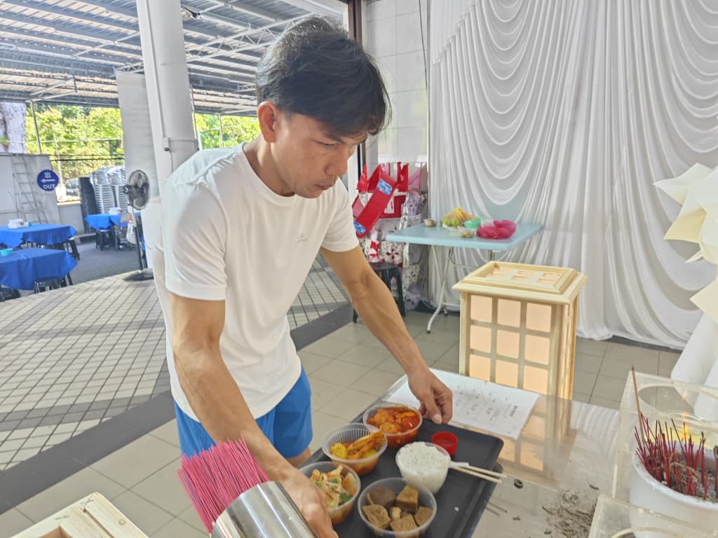 Preparing food for her