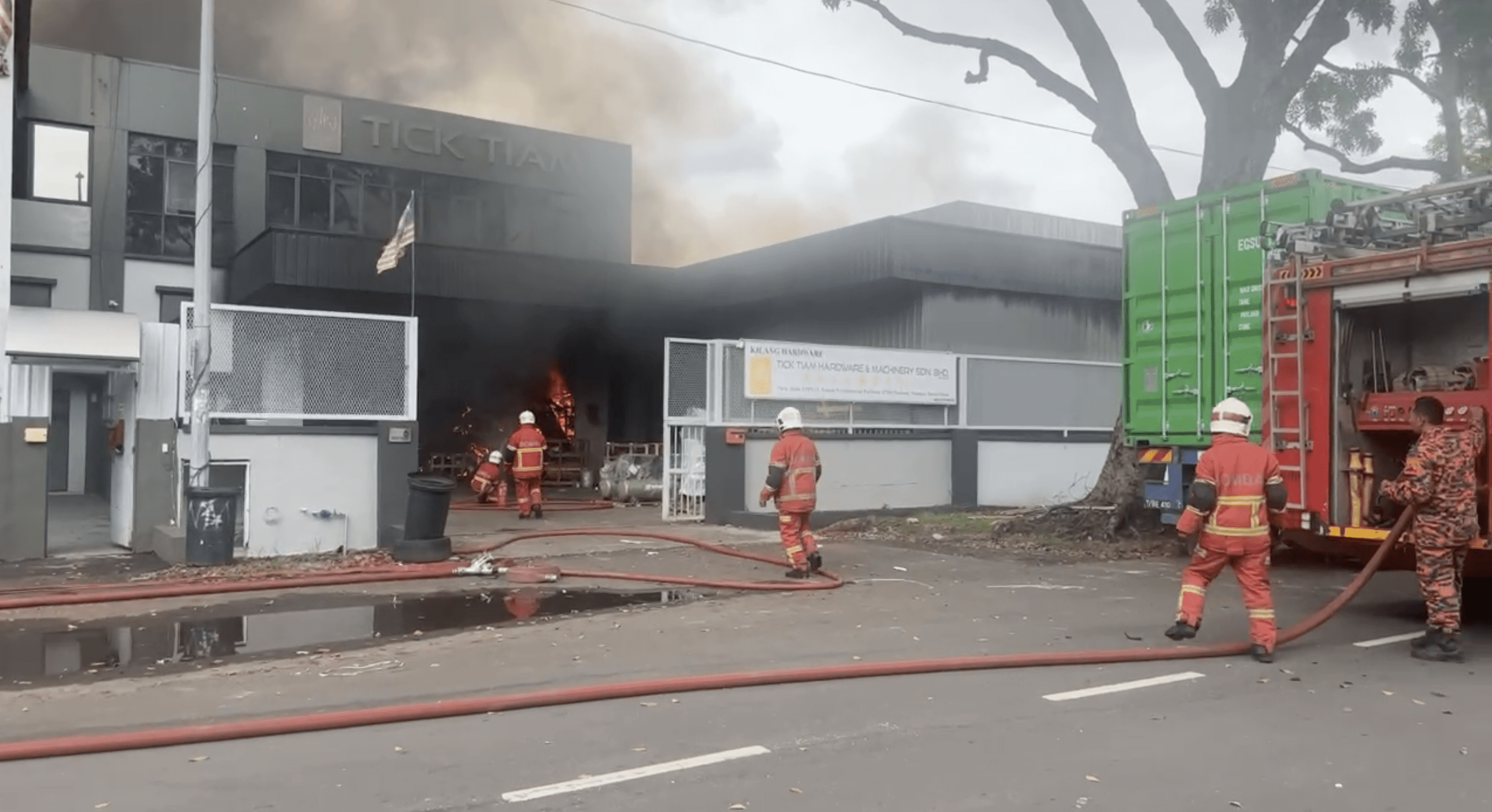 puchong factory area fire